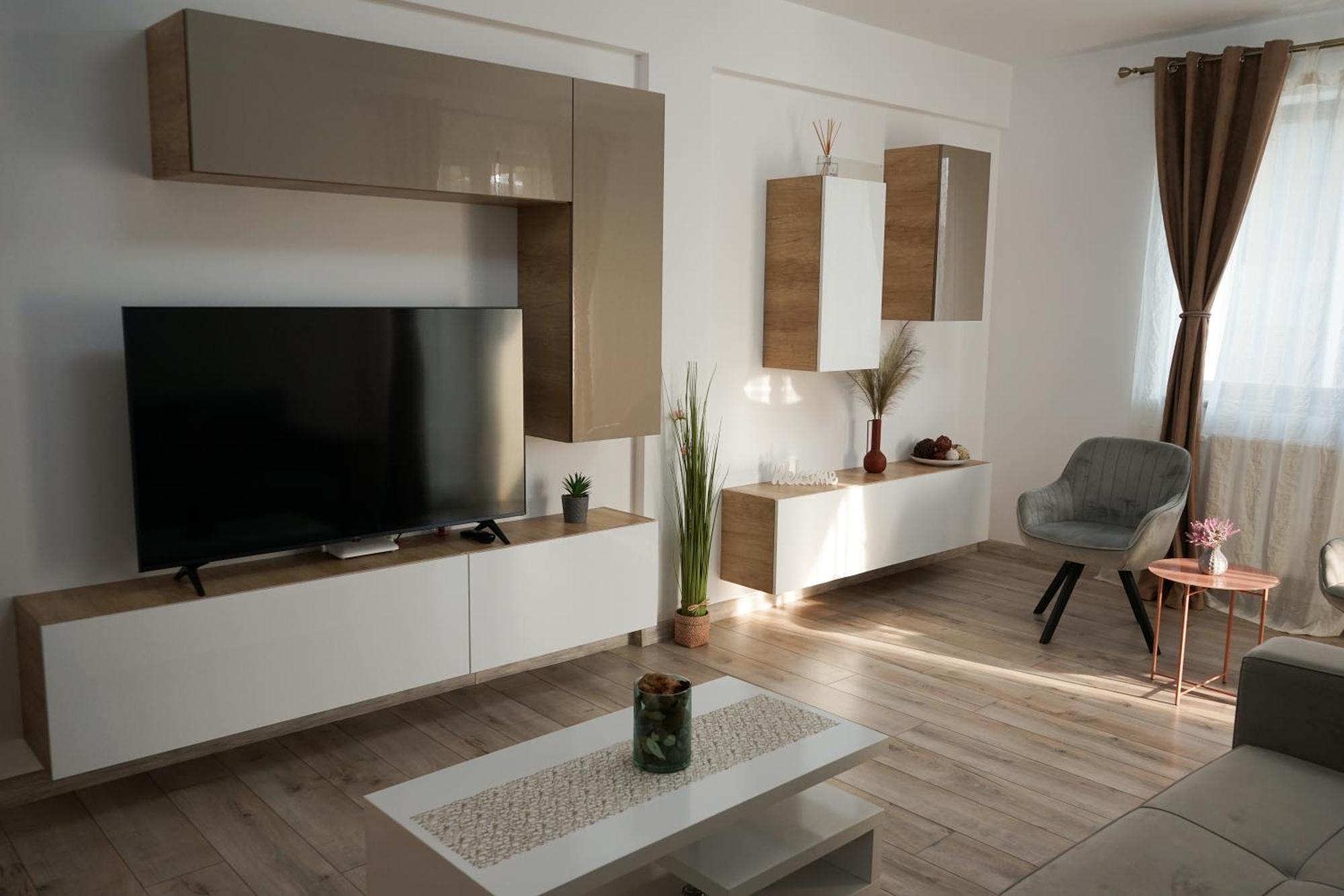Mirandis Apartments - Comfort & Private Parking Near Coresi Mall Брашов Екстер'єр фото
