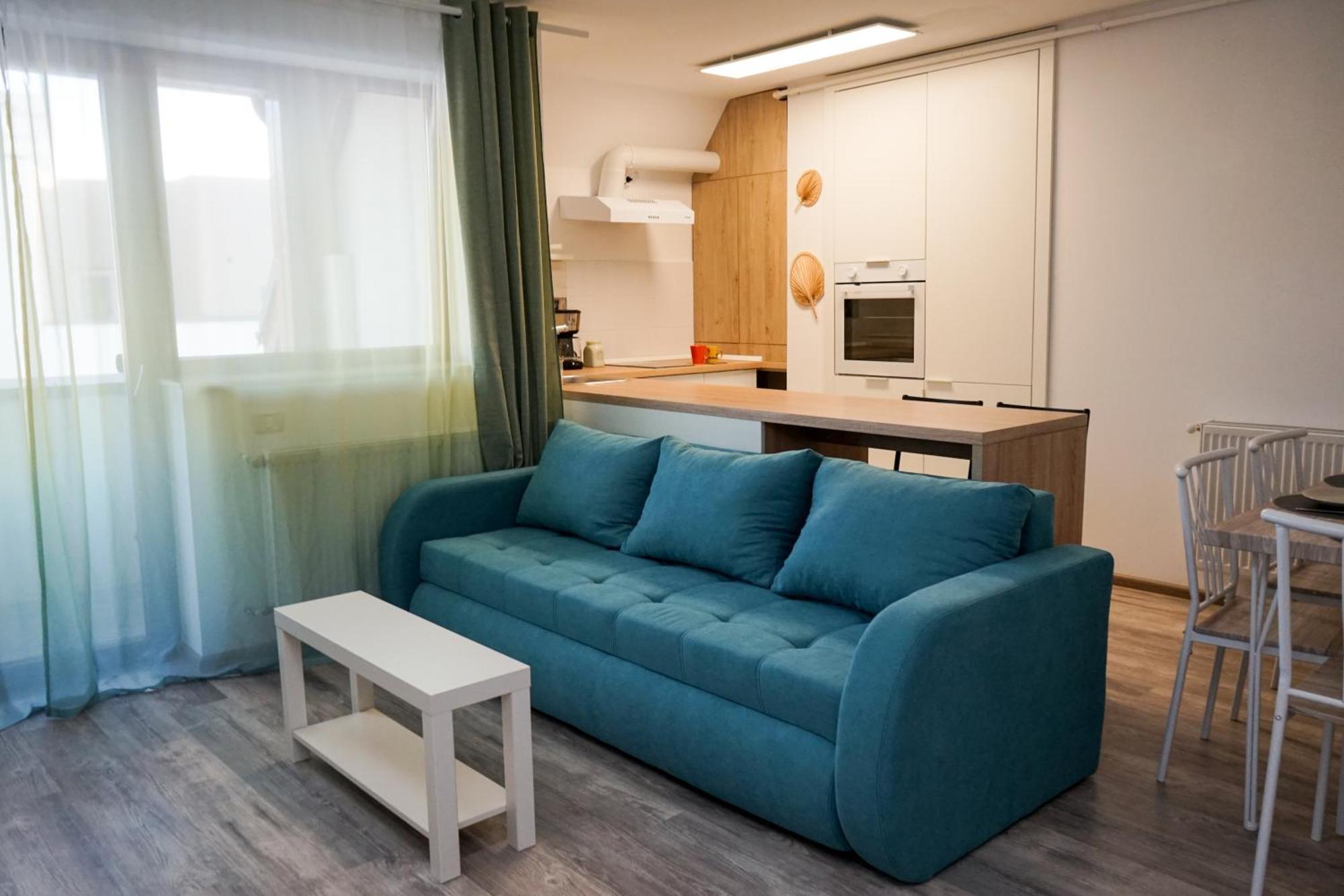 Mirandis Apartments - Comfort & Private Parking Near Coresi Mall Брашов Екстер'єр фото