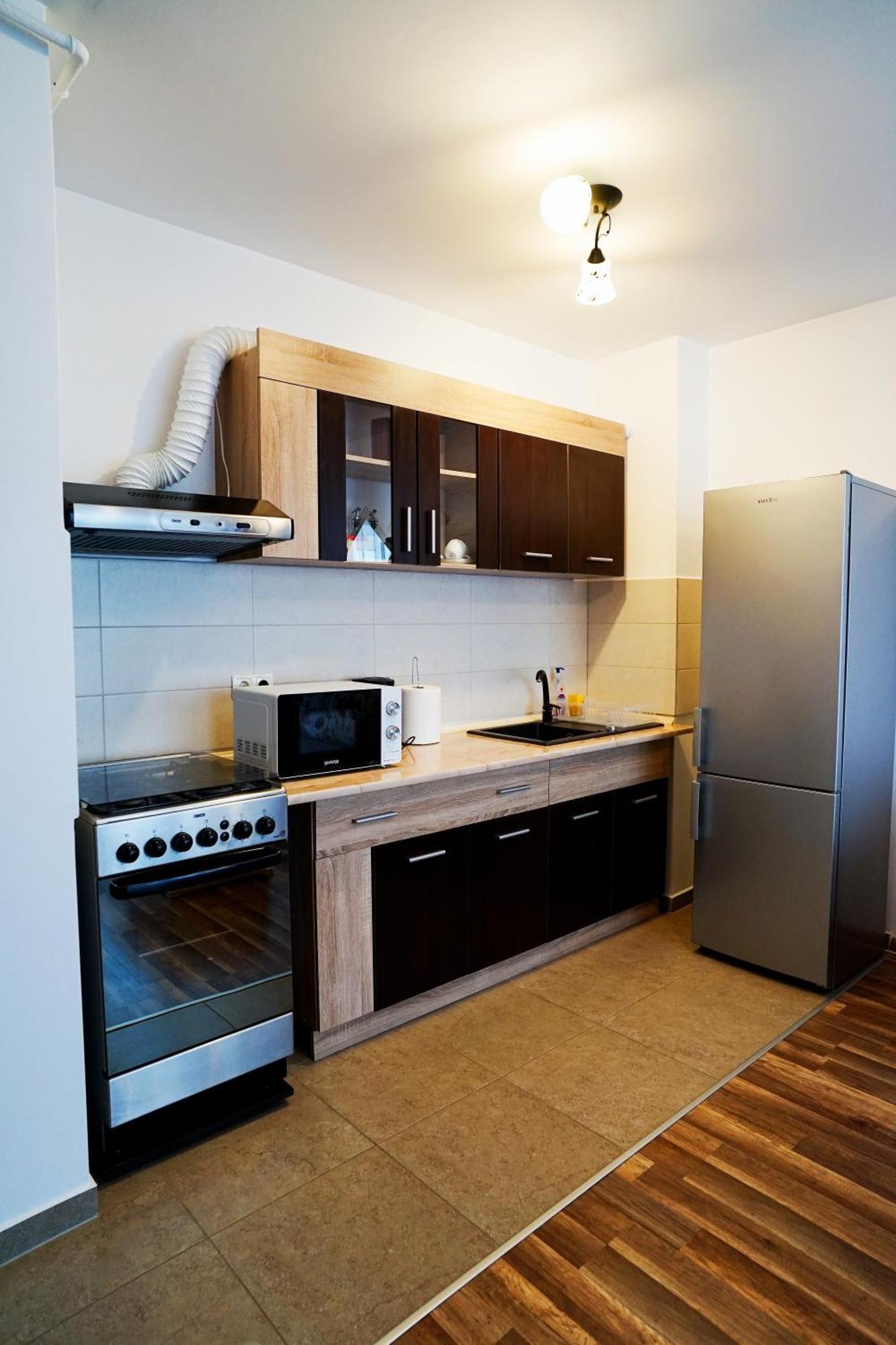 Mirandis Apartments - Comfort & Private Parking Near Coresi Mall Брашов Екстер'єр фото