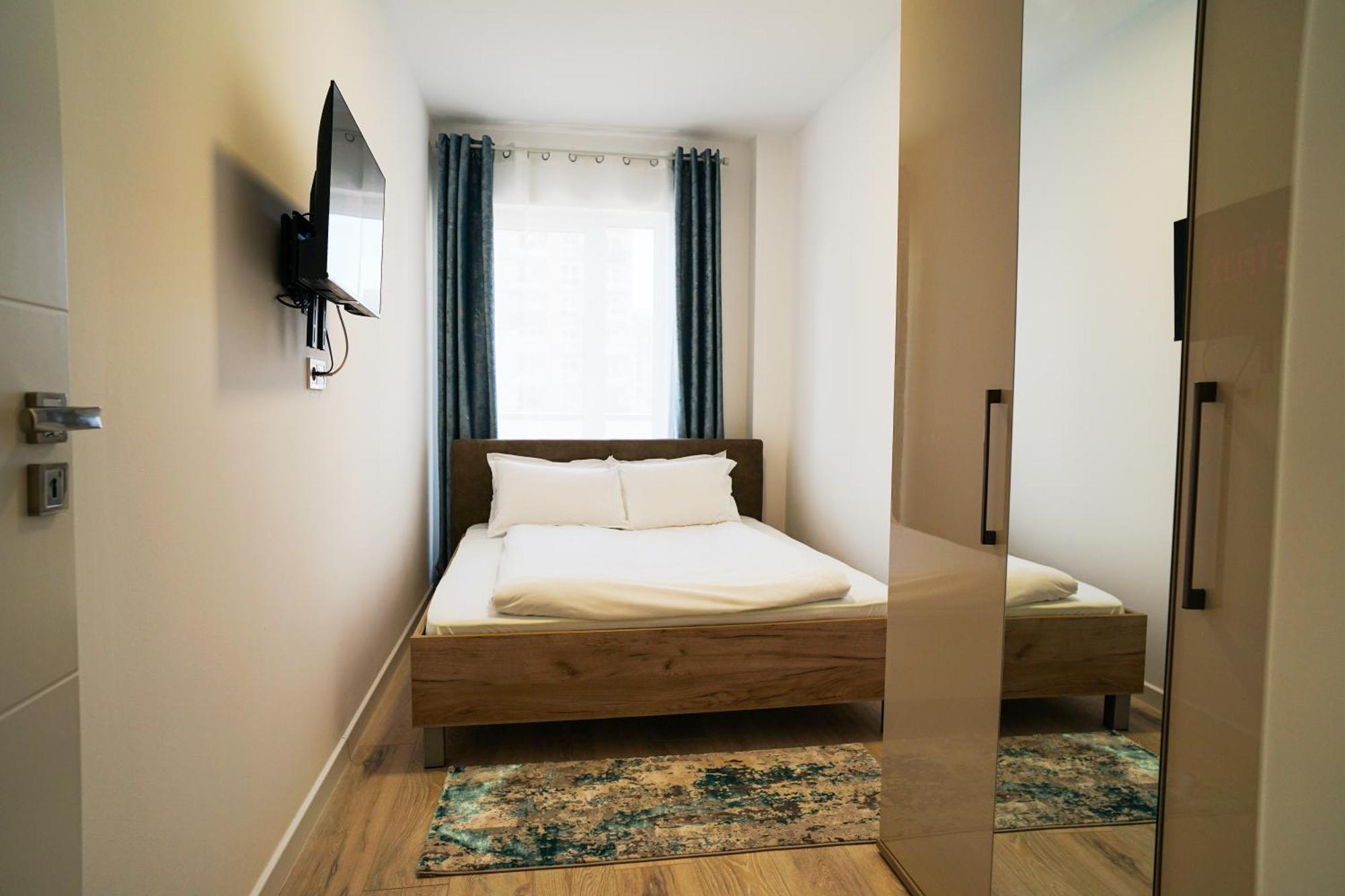 Mirandis Apartments - Comfort & Private Parking Near Coresi Mall Брашов Екстер'єр фото