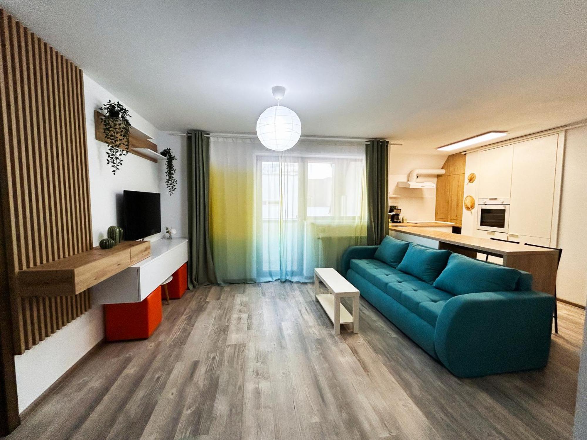Mirandis Apartments - Comfort & Private Parking Near Coresi Mall Брашов Екстер'єр фото
