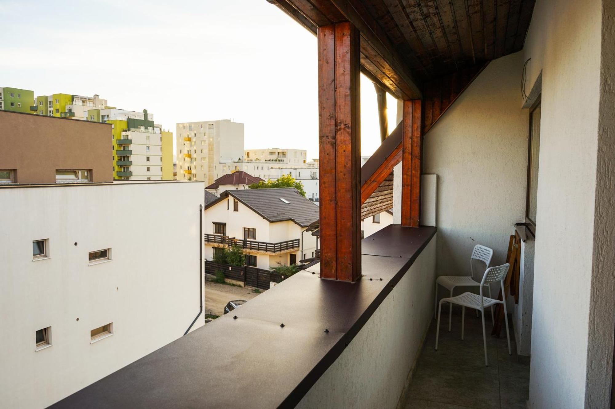 Mirandis Apartments - Comfort & Private Parking Near Coresi Mall Брашов Екстер'єр фото
